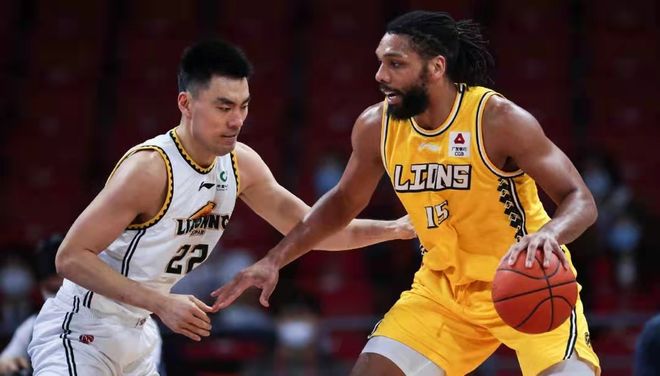 进攻与肋部 进攻与肋部