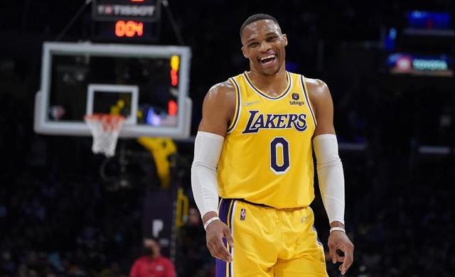 潜行拆解战 潜行拆解战